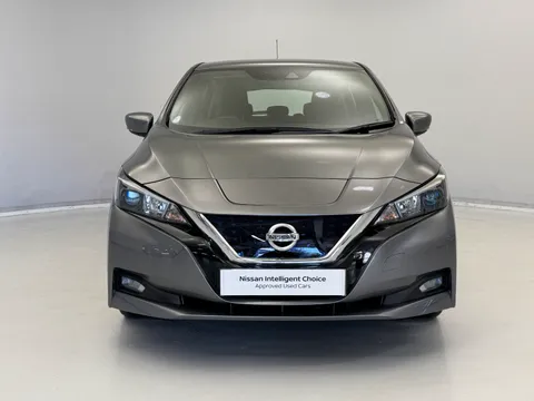 SA71XLM Nissan LEAF 110kW Acenta 40kWh 5dr Auto [6.6kw Charger] Thumbnail #4