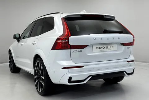 DC72LYU Volvo XC60 2.0 B5P Ultimate Dark 5dr AWD Geartronic Thumbnail #9