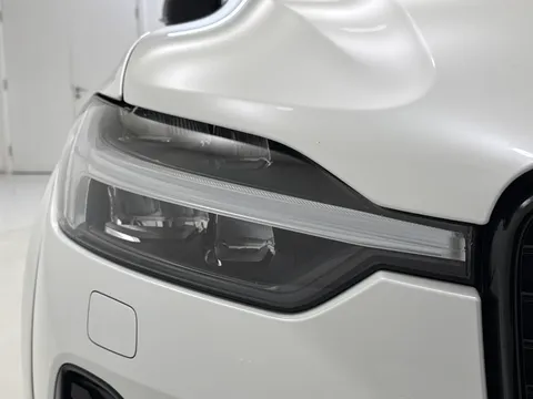 DC72LYU Volvo XC60 2.0 B5P Ultimate Dark 5dr AWD Geartronic Thumbnail #38