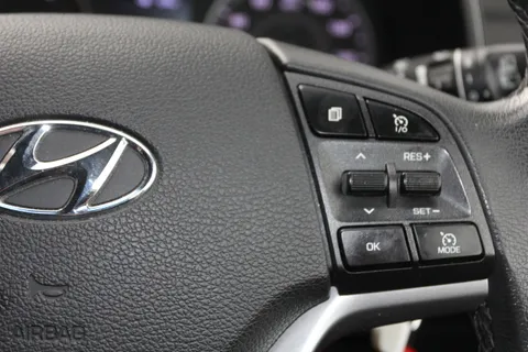 MF69LWH Hyundai Tucson 1.6 CRDi 48V MHD SE Nav 5dr 2WD Thumbnail #19