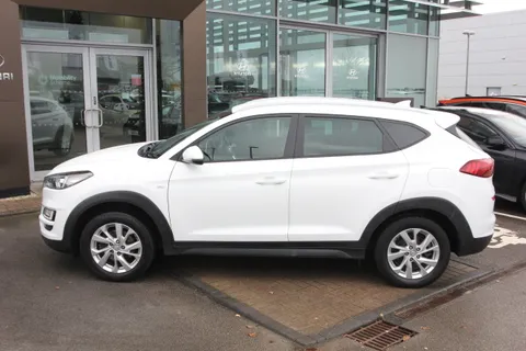 MF69LWH Hyundai Tucson 1.6 CRDi 48V MHD SE Nav 5dr 2WD Thumbnail #30