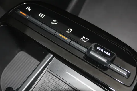 DN74GRU Hyundai Tucson 1.6T 48V MHD N Line 5dr DCT Thumbnail #22