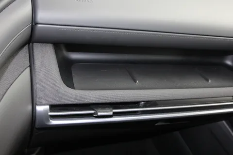 EK25UCL Hyundai Tucson 1.6T Premium 5dr Thumbnail #31