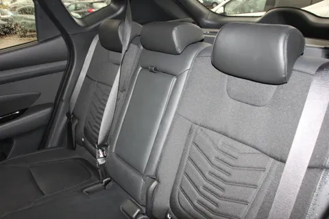 EK25UCL Hyundai Tucson 1.6T Premium 5dr Thumbnail #13