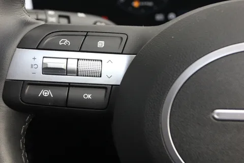 EK25UCL Hyundai Tucson 1.6T Premium 5dr Thumbnail #22