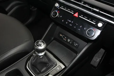 EK25UCL Hyundai Tucson 1.6T Premium 5dr Thumbnail #21