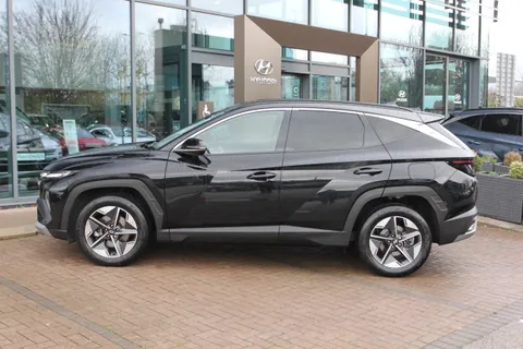 EK25UCL Hyundai Tucson 1.6T Premium 5dr Thumbnail #6