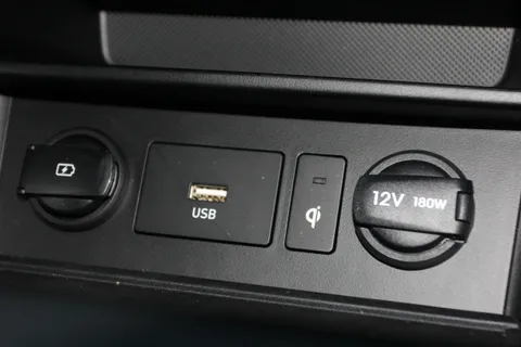 MK23PRZ Hyundai Kona 1.6 GDi Hybrid Ultimate 5dr DCT Thumbnail #32