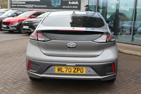 ML70ZPO Hyundai Ioniq 1.6 GDi Hybrid Premium SE 5dr DCT Thumbnail #12