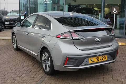 ML70ZPO Hyundai Ioniq 1.6 GDi Hybrid Premium SE 5dr DCT Thumbnail #4