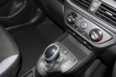 MV75XDO Hyundai i10 1.0 [63] Advance 5dr Auto [Nav] Thumbnail #19