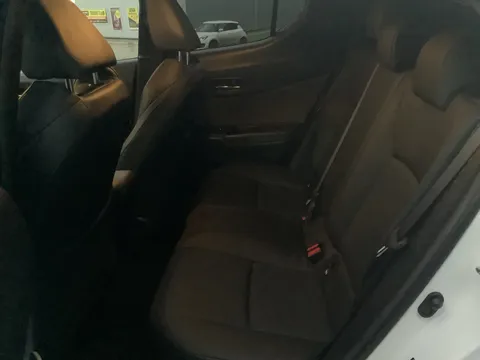 MP23HYB Toyota C-HR 1.8 Hybrid Excel 5dr CVT Thumbnail #15