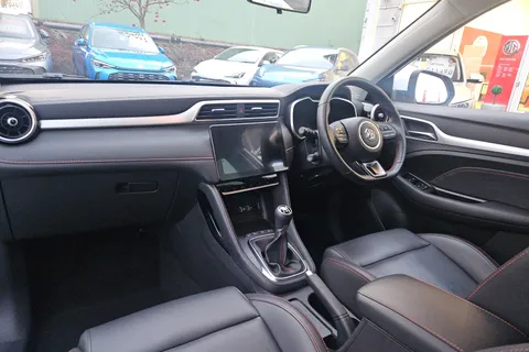 MW73YGC Mg Motor Uk Zs 1.5 VTi-TECH Exclusive 5dr Thumbnail #4