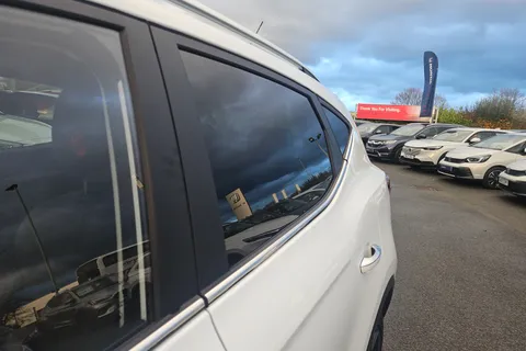 MW73YGC Mg Motor Uk Zs 1.5 VTi-TECH Exclusive 5dr Thumbnail #16