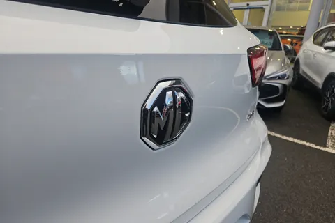 MW73YGC Mg Motor Uk Zs 1.5 VTi-TECH Exclusive 5dr Thumbnail #18