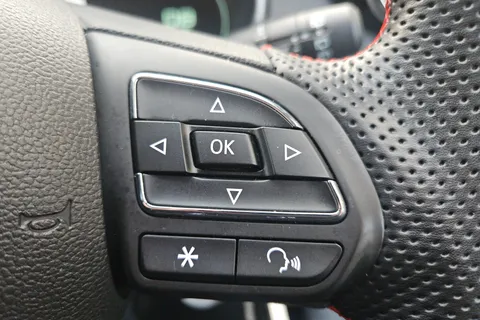 MW73YGC Mg Motor Uk Zs 1.5 VTi-TECH Exclusive 5dr Thumbnail #26