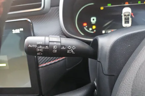 MW73YGC Mg Motor Uk Zs 1.5 VTi-TECH Exclusive 5dr Thumbnail #33