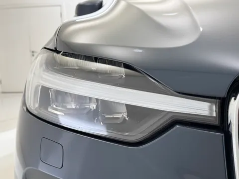 YX71ZVG Volvo XC60 2.0 B4D Inscription 5dr AWD Geartronic Thumbnail #39