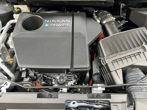 DX25WXR Nissan Qashqai 1.5 E-Power Tekna+ 5dr Auto Thumbnail #10