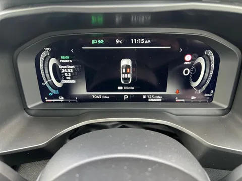 DX25WXR Nissan Qashqai 1.5 E-Power Tekna+ 5dr Auto Thumbnail #13