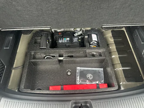 LJ25CRM Mg Motor Uk Zs 1.5 Hybrid+ Trophy 5dr Auto Thumbnail #27