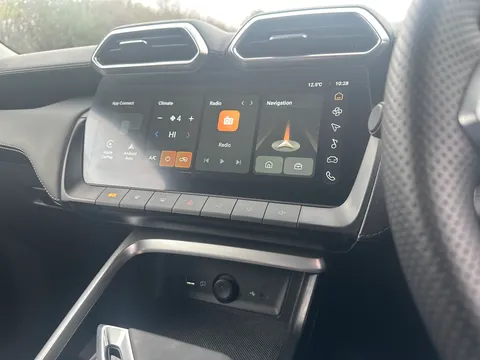 LJ25CRM Mg Motor Uk Zs 1.5 Hybrid+ Trophy 5dr Auto Thumbnail #34