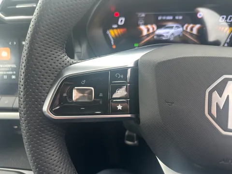 LJ25CRM Mg Motor Uk Zs 1.5 Hybrid+ Trophy 5dr Auto Thumbnail #43