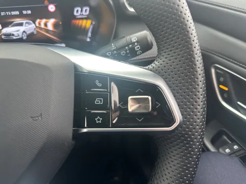 LJ25CRM Mg Motor Uk Zs 1.5 Hybrid+ Trophy 5dr Auto Thumbnail #44