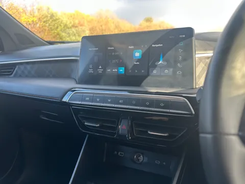 CX74RXS Mg Motor Uk Mg3 1.5 Hybrid Trophy 5dr Auto Thumbnail #14