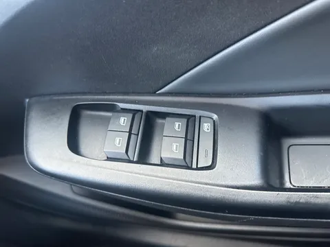 CX74RXS Mg Motor Uk Mg3 1.5 Hybrid Trophy 5dr Auto Thumbnail #34