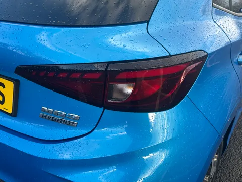 CX74RXS Mg Motor Uk Mg3 1.5 Hybrid Trophy 5dr Auto Thumbnail #40