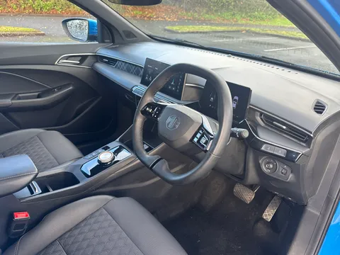 CX74RXS Mg Motor Uk Mg3 1.5 Hybrid Trophy 5dr Auto Thumbnail #12