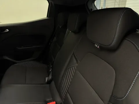 HN24CYF Renault Clio 1.0 TCe 90 Esprit Alpine 5dr Thumbnail #32