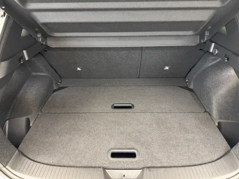 OV74WSO Nissan Qashqai 1.3 DiG-T MH 158 N-Connecta [Glass Rf] 5dr Xtronic Thumbnail #13