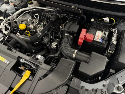 OV74WSO Nissan Qashqai 1.3 DiG-T MH 158 N-Connecta [Glass Rf] 5dr Xtronic Thumbnail #30