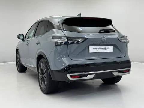 DV74ZXY Nissan Qashqai 1.3 DiG-T MH 158 Tekna 5dr 4WD Xtronic Thumbnail #10