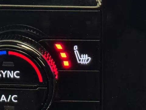 DV74ZXY Nissan Qashqai 1.3 DiG-T MH 158 Tekna 5dr 4WD Xtronic Thumbnail #30