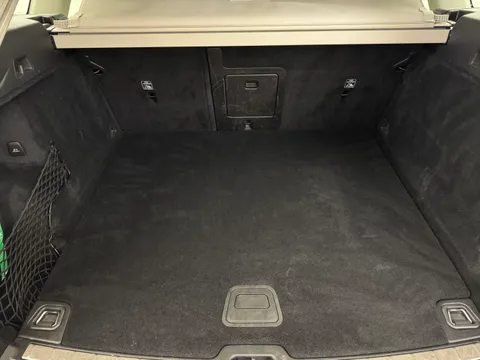 ND70OUO Volvo XC60 2.0 B5P [250] Momentum 5dr AWD Geartronic Thumbnail #30