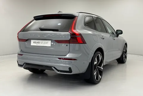 DP25PZT Volvo XC60 2.0 B5P Ultra Dark 5dr AWD Geartronic Thumbnail #7