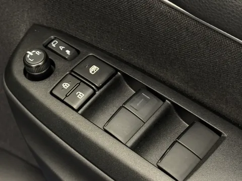 BD24LHY Mazda 2 Hybrid 1.5i Hybrid Homura Plus 5dr CVT Thumbnail #24