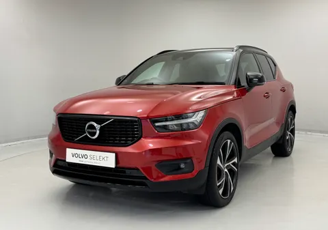 ND71KWW Volvo XC40 2.0 B5P R DESIGN Pro 5dr AWD Auto Thumbnail #4