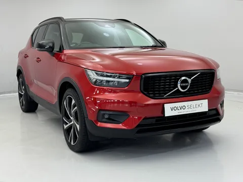 ND71KWW Volvo XC40 2.0 B5P R DESIGN Pro 5dr AWD Auto Thumbnail #1