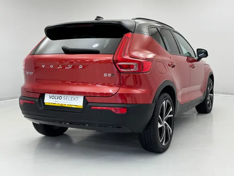 ND71KWW Volvo XC40 2.0 B5P R DESIGN Pro 5dr AWD Auto Thumbnail #7