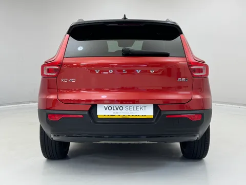 ND71KWW Volvo XC40 2.0 B5P R DESIGN Pro 5dr AWD Auto Thumbnail #8