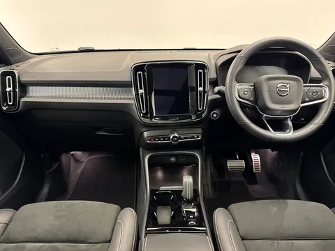 ND71KWW Volvo XC40 2.0 B5P R DESIGN Pro 5dr AWD Auto Thumbnail #12
