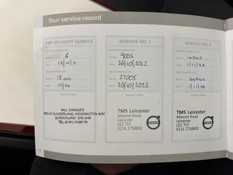 ND71KWW Volvo XC40 2.0 B5P R DESIGN Pro 5dr AWD Auto Thumbnail #17