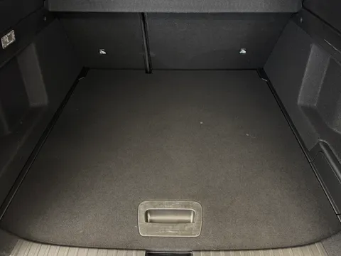 DS25OCM Renault ARKANA 1.6 E-Tech FHEV 145 Esprit Alpine 5dr Auto Thumbnail #11