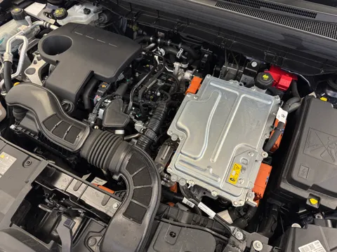 DS25OCM Renault ARKANA 1.6 E-Tech FHEV 145 Esprit Alpine 5dr Auto Thumbnail #34