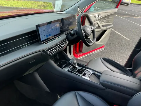 LA74HFJ Mg Motor Uk Hs 1.5 T-GDI Trophy 5dr Thumbnail #44