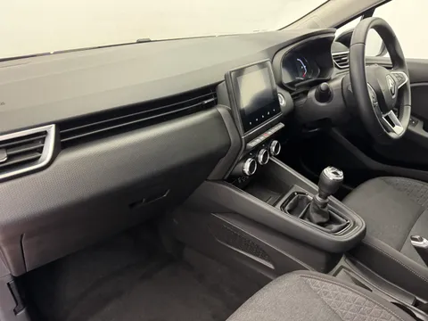 DV72WXZ Renault Clio 1.0 TCe 90 Evolution 5dr Thumbnail #11